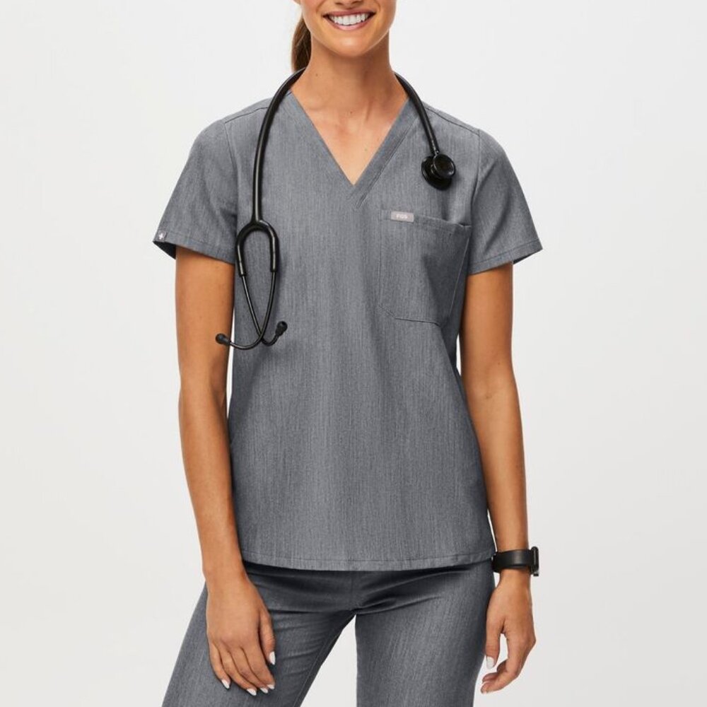 Figs Women's Catarina One-Pocket Scrub Top - Graphite, Medium